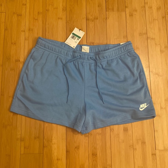 Nike Pants - Nike Shorts Sz XL NWT